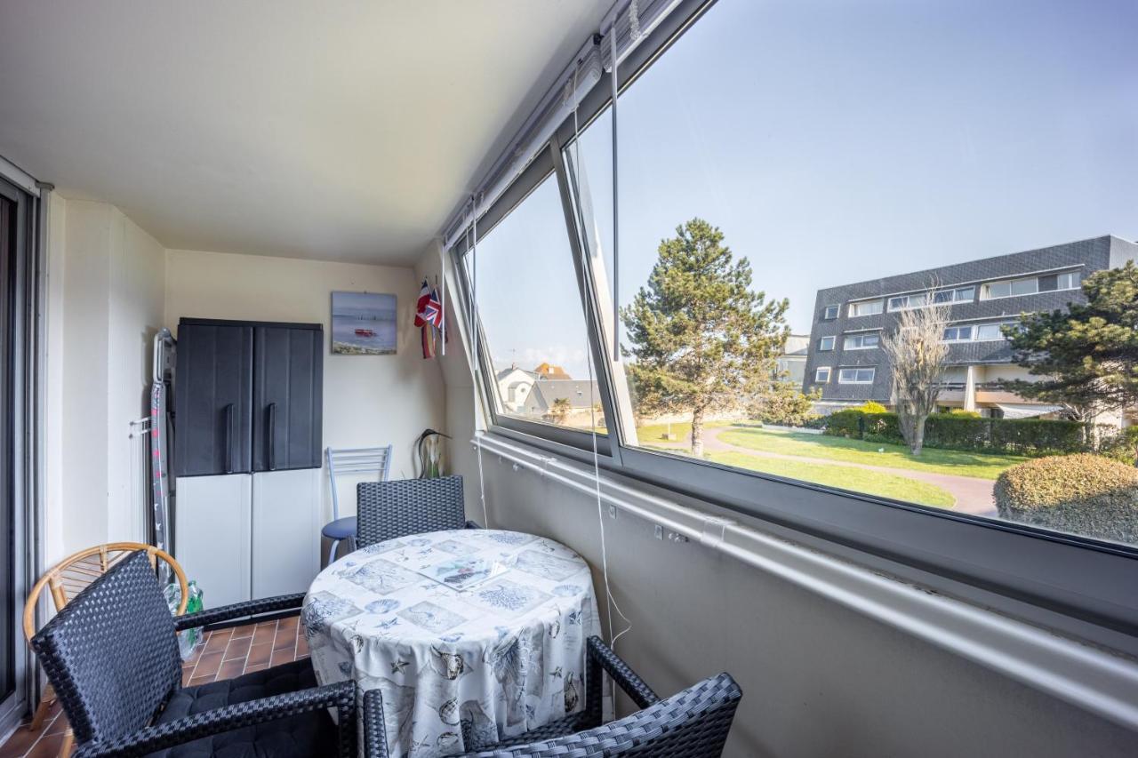 Le Pavois - Appartement A 50 Metres De La Mer Bernieres-sur-Mer Екстер'єр фото